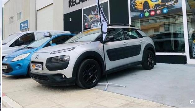 Left hand drive CITROEN C4 CACTUS 1.6 HDI 100 AUTOMATIC 2015 